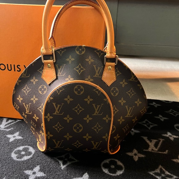 Vintage Louis Vuitton Monogram Ellipse PM - Picture 16 of 16